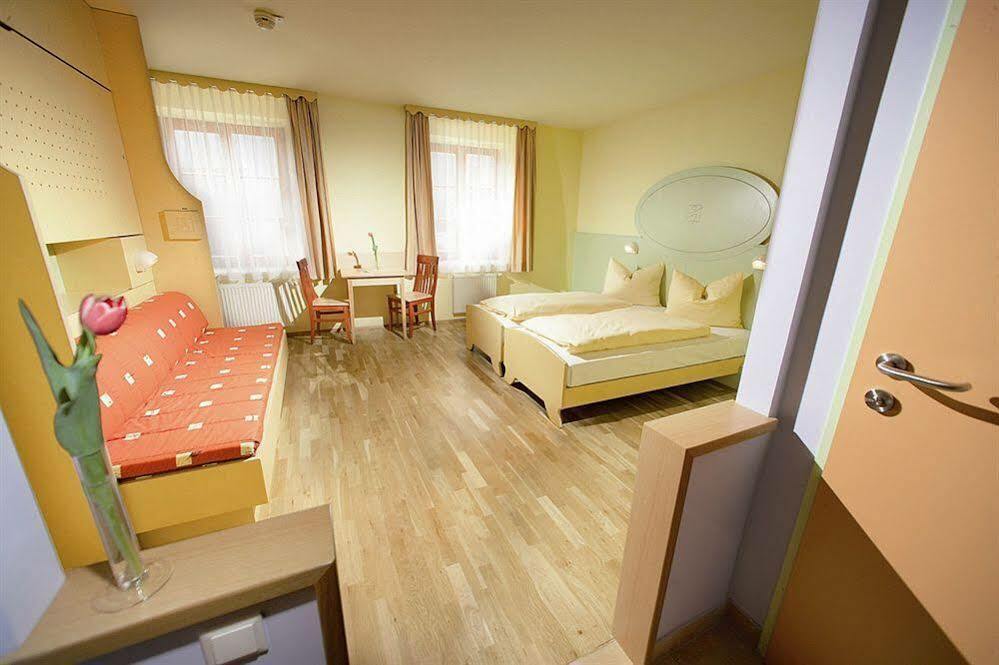 Jufa Hotel Oberwoelz-Lachtal Oberwoelz Stadt Buitenkant foto